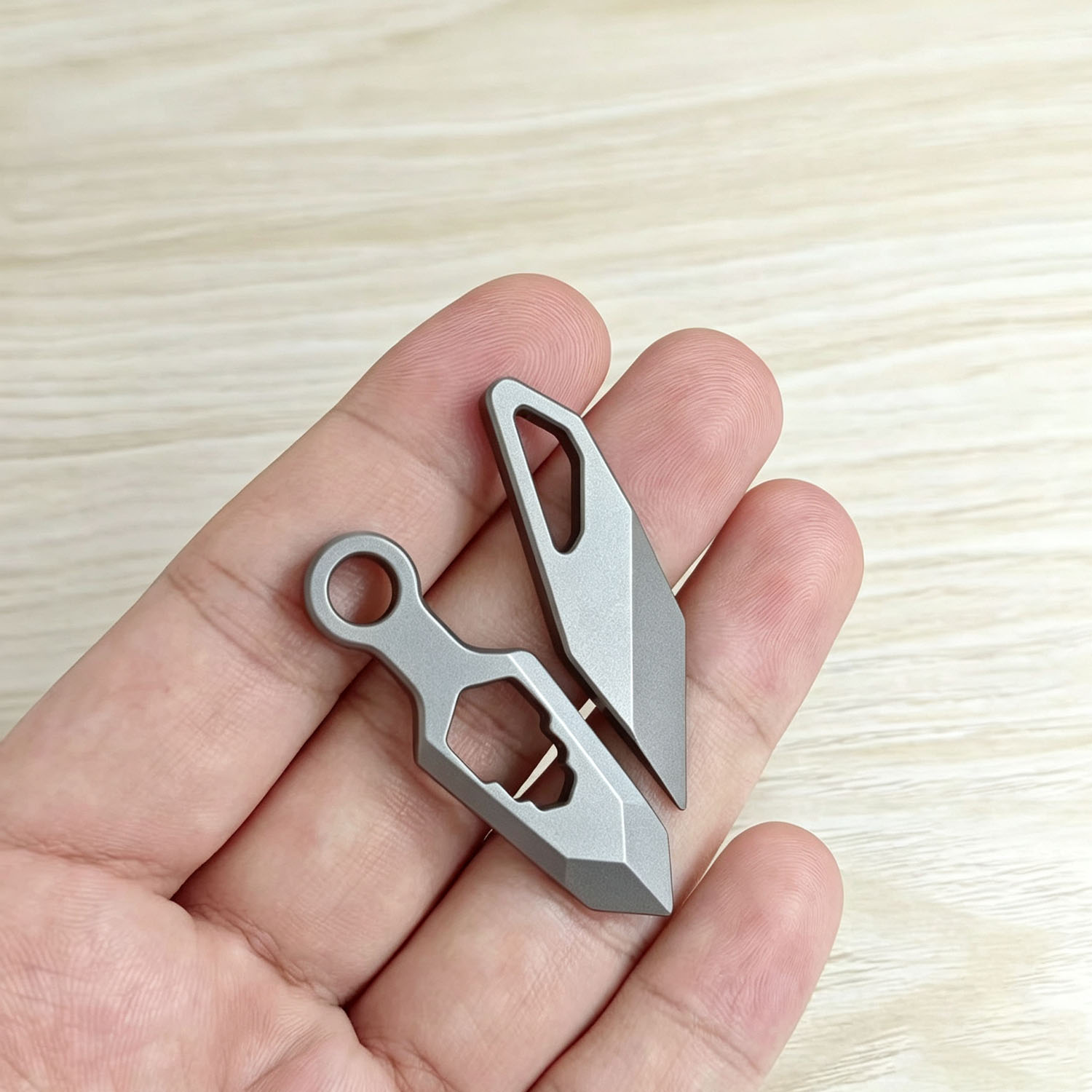 Portable Titanium Alloy 2Pcs E - Edc Daily Carry recension och pris