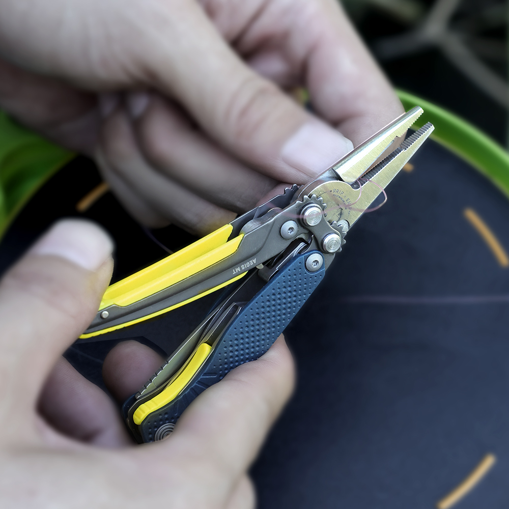 SOG 5 in 1 Aegis MT Mini Porta - Edc Carry Pliers recension och pris
